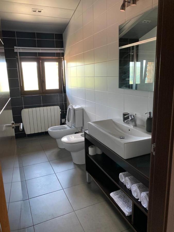 Apartamentos Los Tojos Colsa المظهر الخارجي الصورة