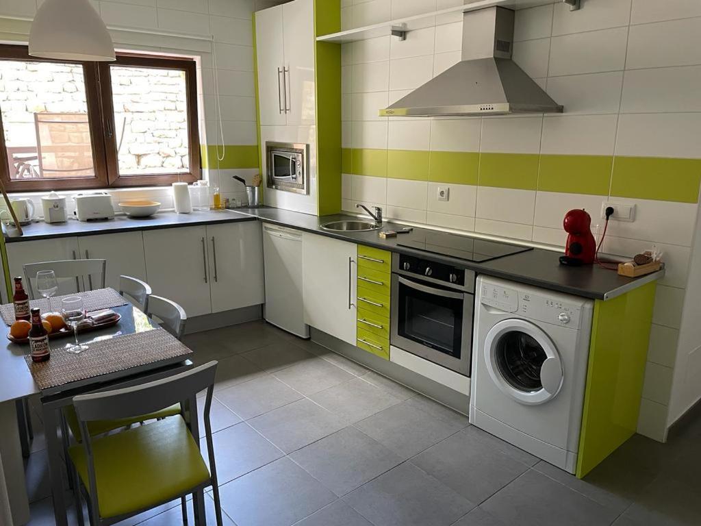 Apartamentos Los Tojos Colsa المظهر الخارجي الصورة